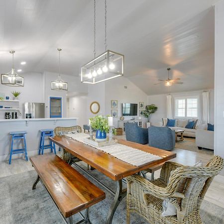Trendy Port Aransas Home With Private Pool And Deck! Exterior foto